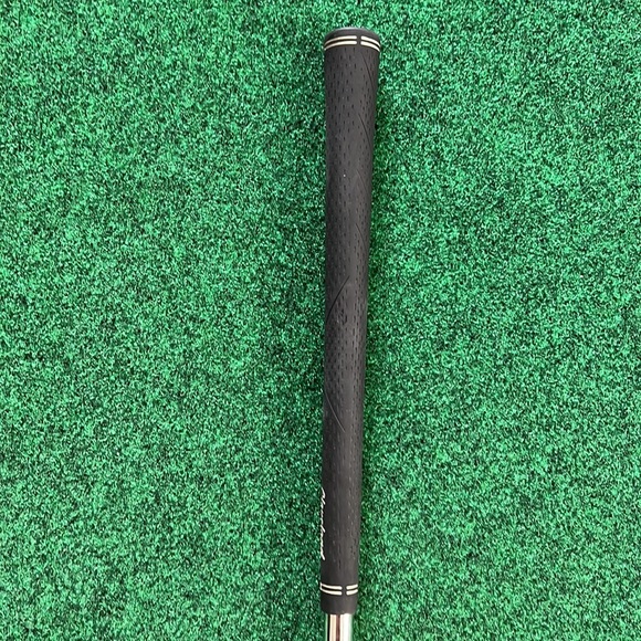 Cleveland Golf CG16 Regular Shaft 7 Iron - Picture 5 of 5